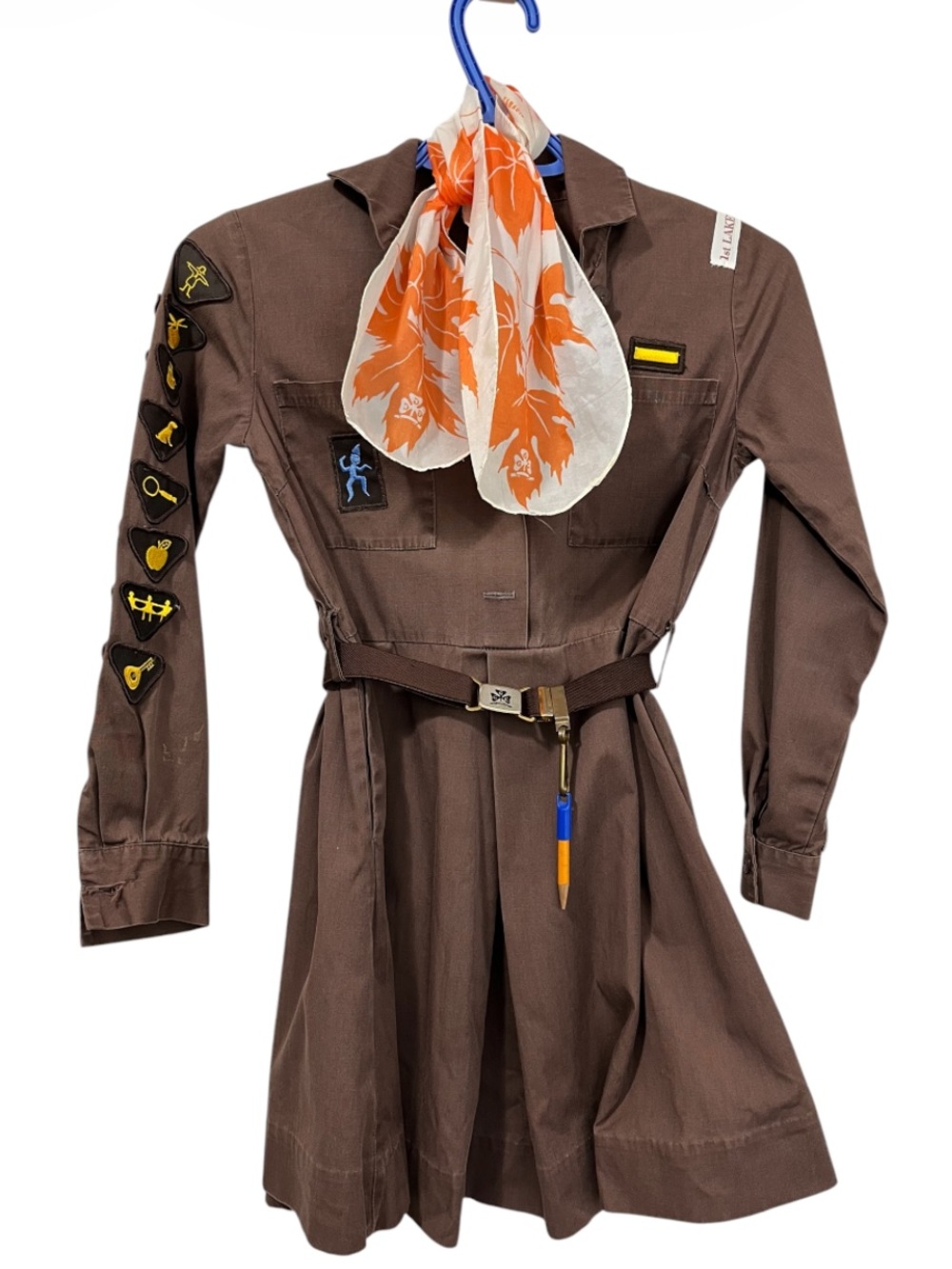 Vintage Girl Guides Canada Brownies Uniform with Scarf Patches Belts Accessories